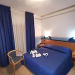 Santa Lucia 3*