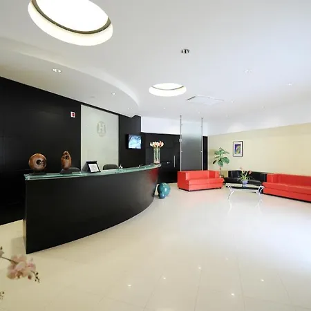 Santa Lucia 3*